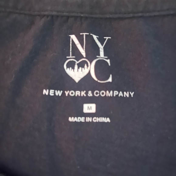 2 New York and Co Tshirts. - Picture 5 of 7